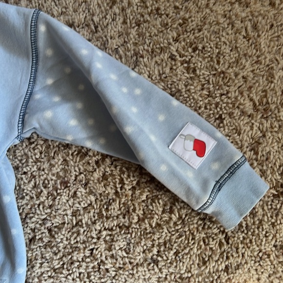 BNWOT super soft & warm 4T Bluey & Bingo Xmas/Winter graphic crewneck top! - Picture 4 of 7